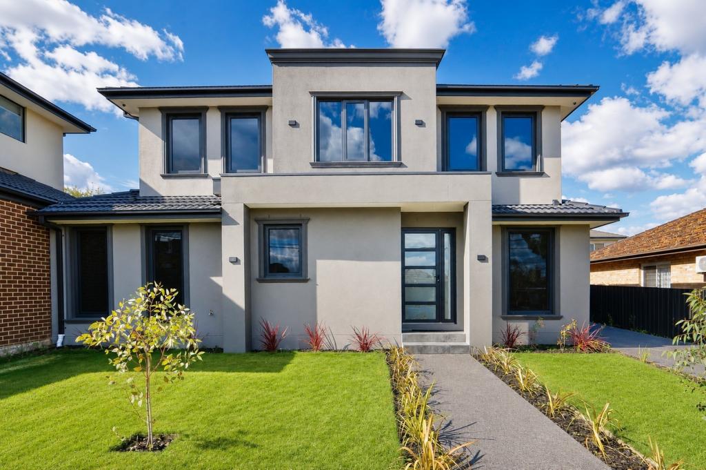 1/2 Oberon Ave, Oakleigh East, VIC 3166