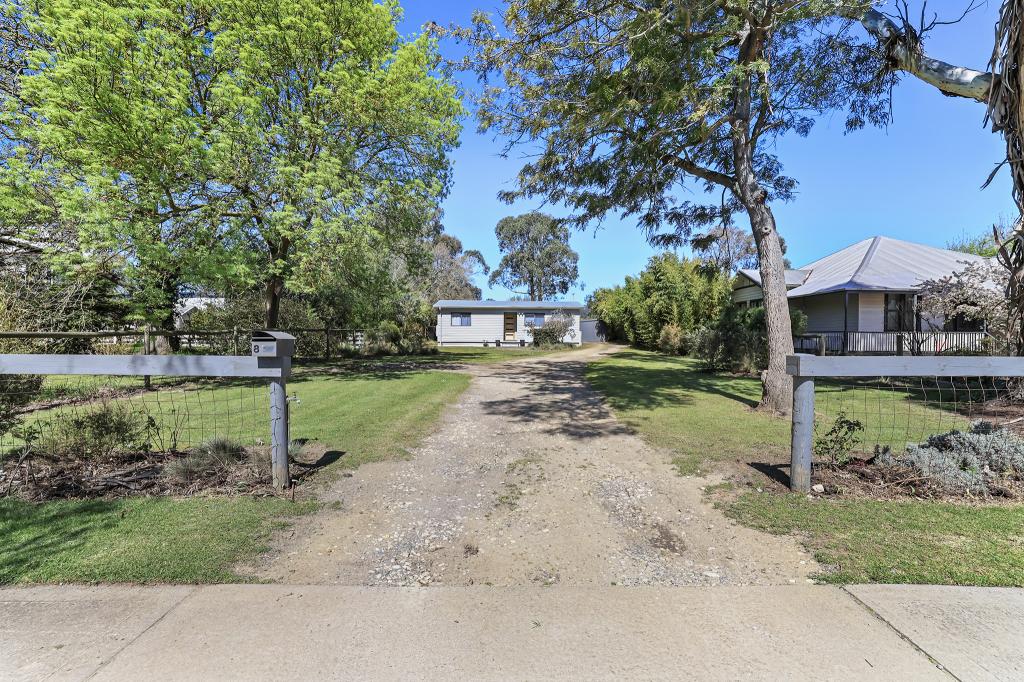 8 Settlement Rd, Trafalgar, VIC 3824