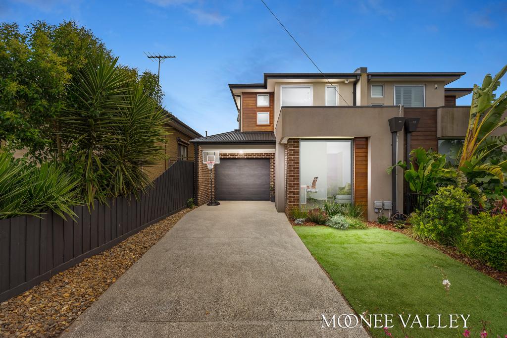 4A MEDFIELD AVE, AVONDALE HEIGHTS, VIC 3034