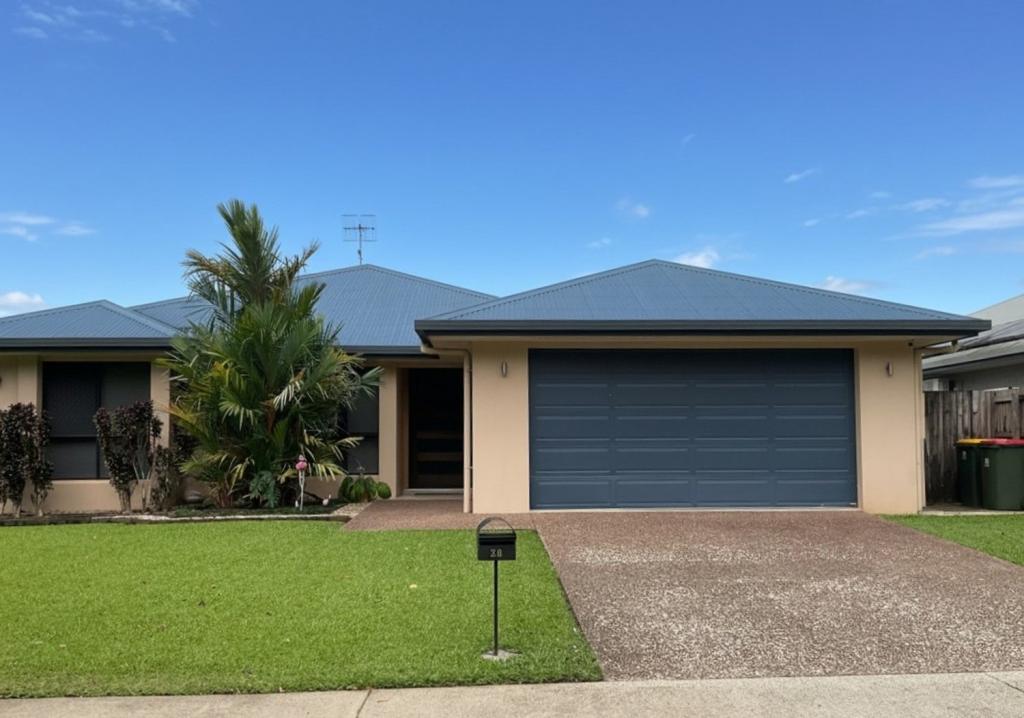 28 WHEREAT RD, BENTLEY PARK, QLD 4869