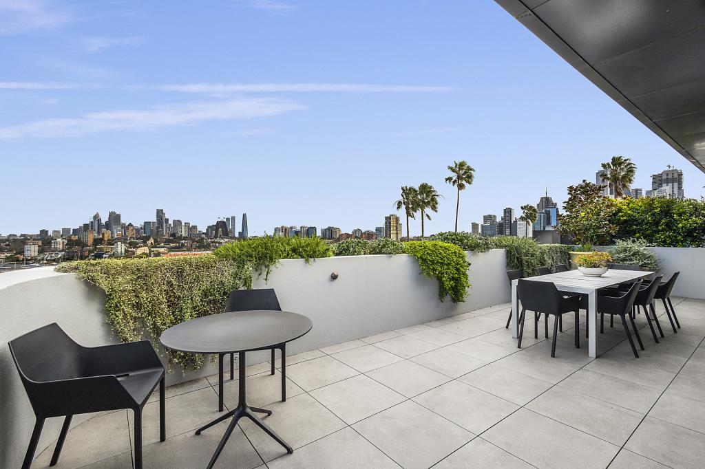 302/14 THRUPP ST, NEUTRAL BAY, NSW 2089