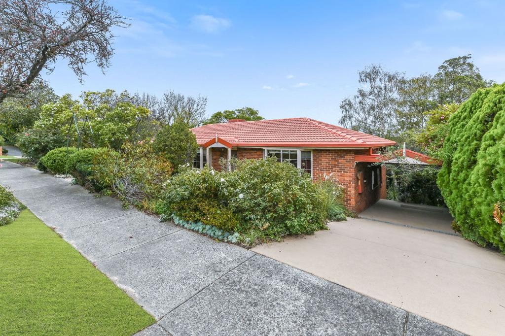 18 Telford Dr, Berwick, VIC 3806
