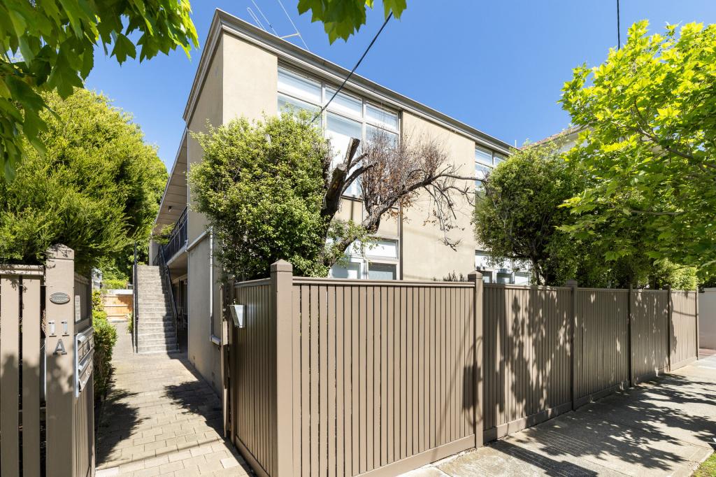 3/11a Pine Ave, Elwood, VIC 3184