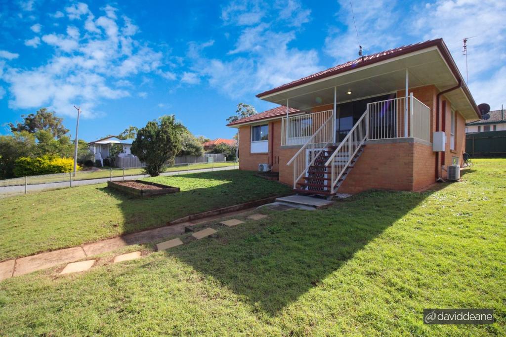 17 Gardiner St, Lawnton, QLD 4501