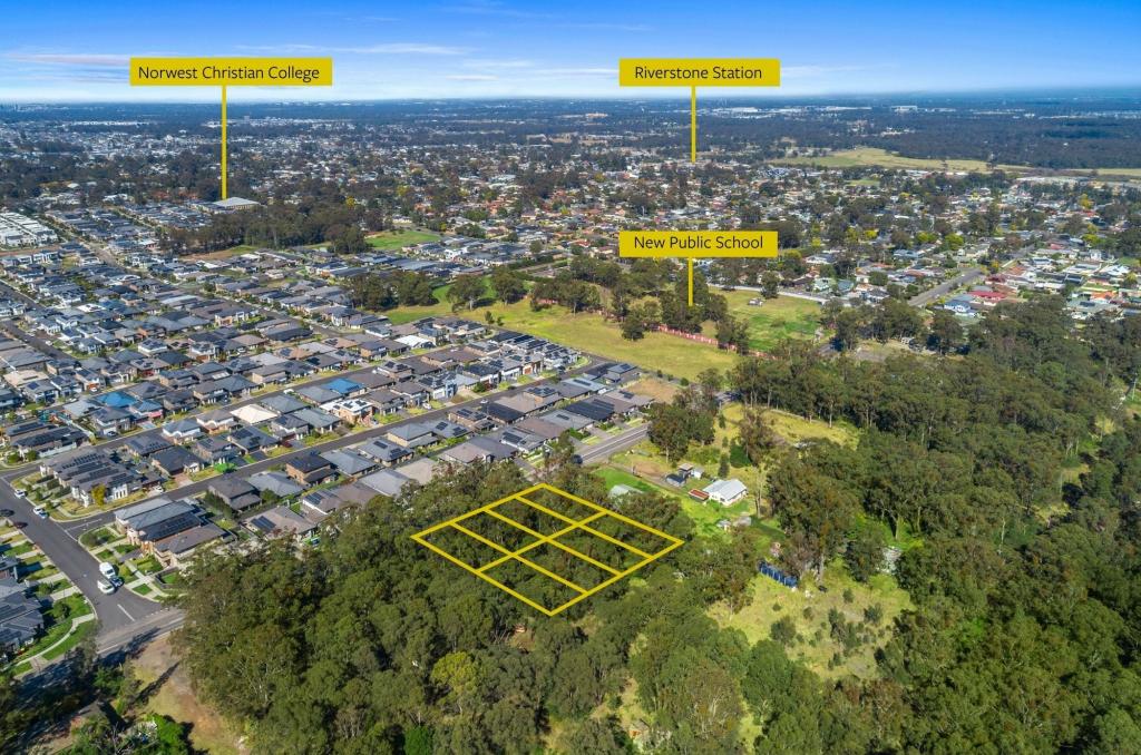 776 Crown St, Grantham Farm, NSW 2765