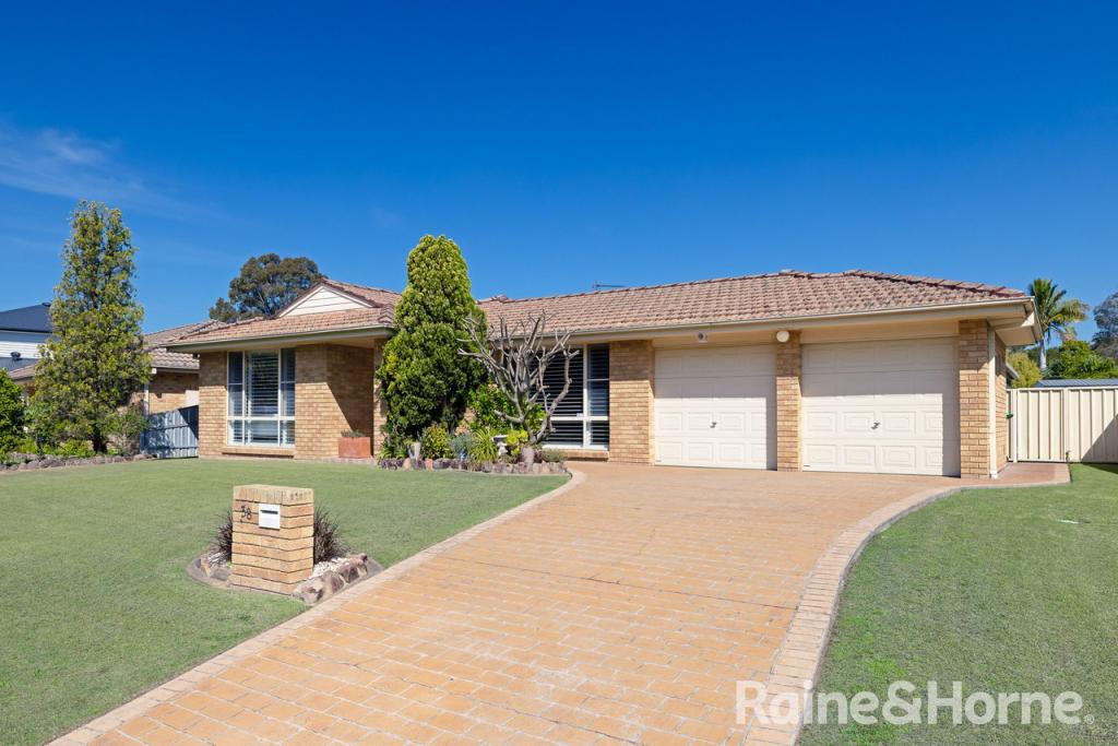 38 Melaleuca Dr, Metford, NSW 2323