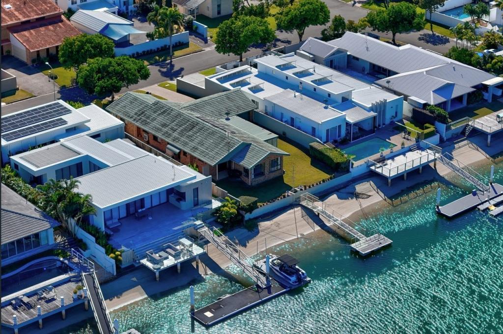 16 Oak Ct, Minyama, QLD 4575