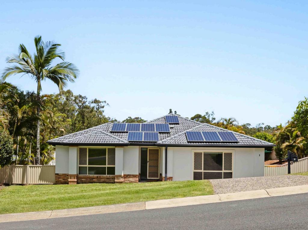 1 Cawley Pl, Oxenford, QLD 4210