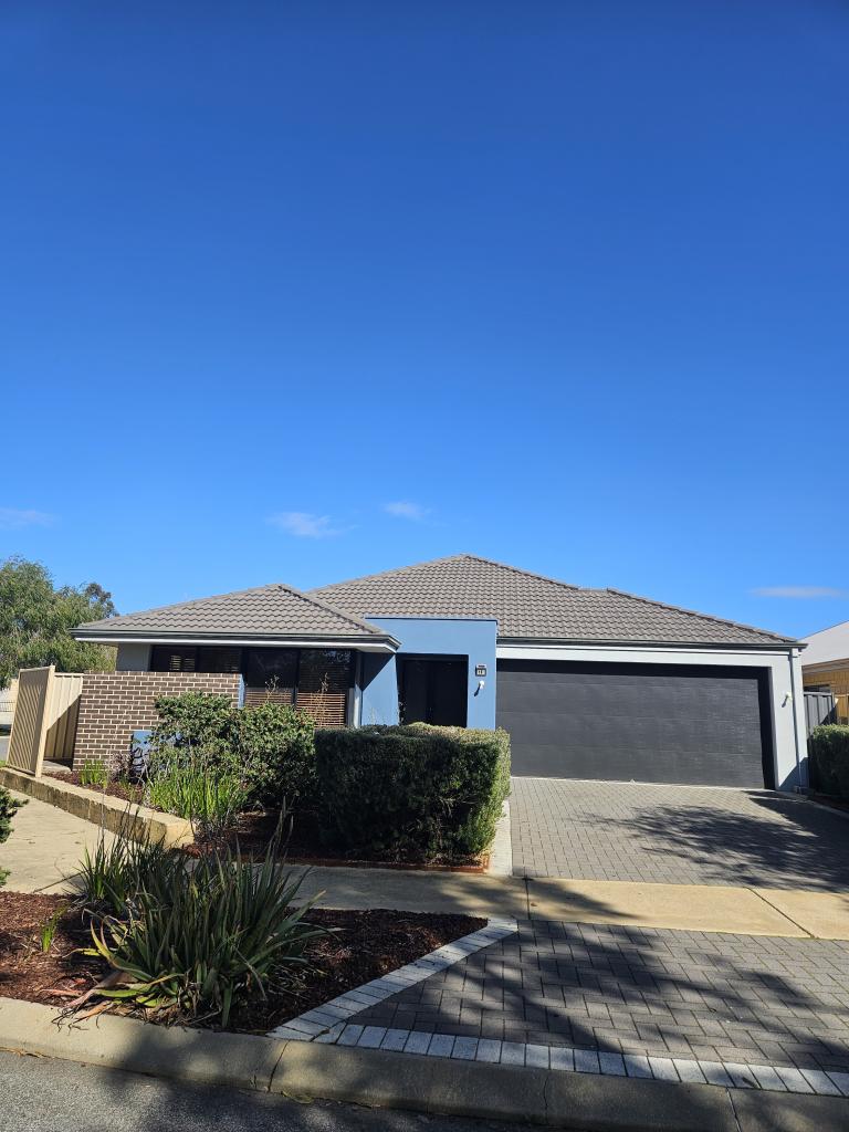 19 Lee-Steere Cres, Piara Waters, WA 6112