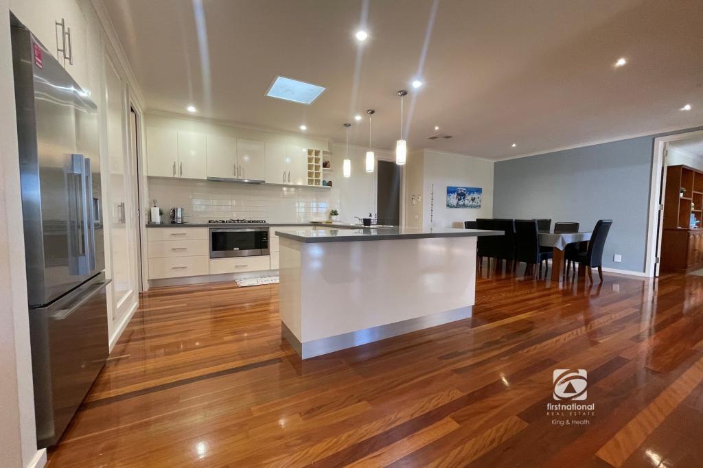 15 Kellina Ct, Paynesville, VIC 3880