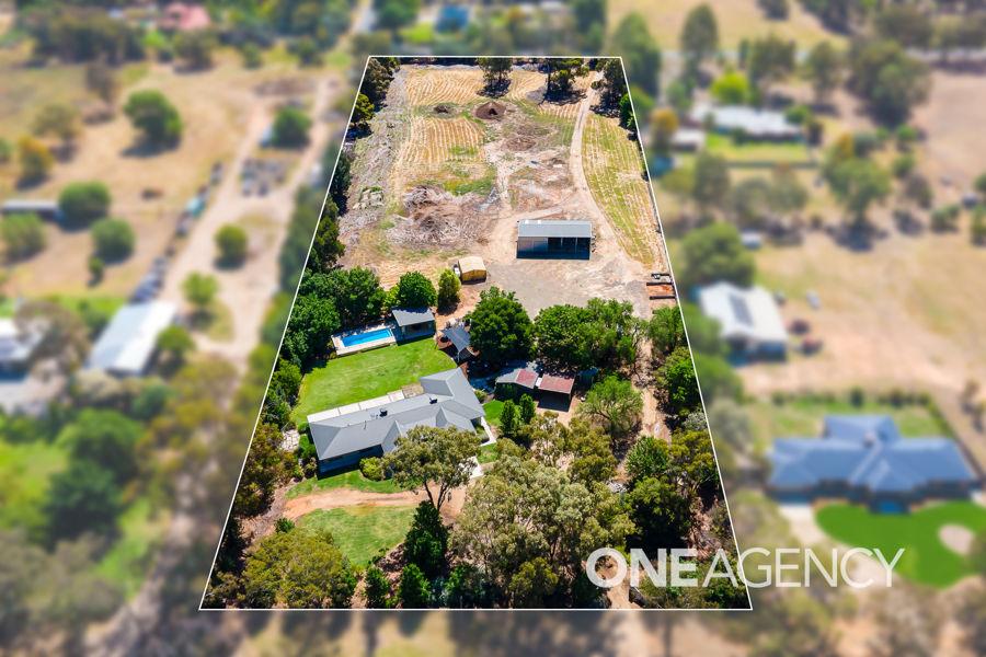 102 Mitchell Rd, Lake Albert, NSW 2650