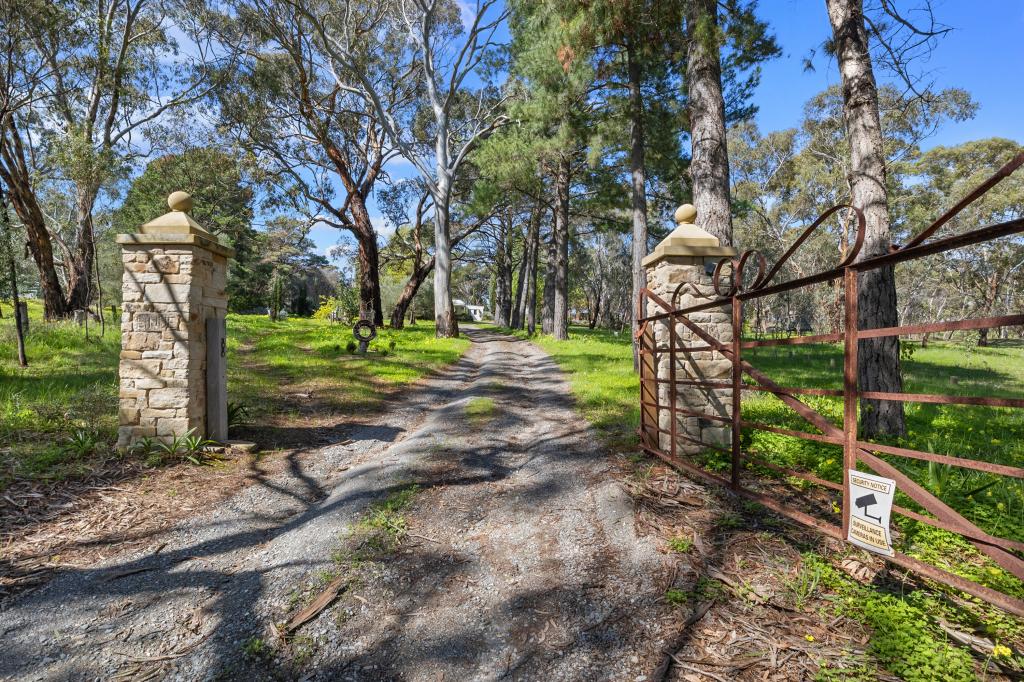 37 Brunato Rd, Blewitt Springs, SA 5171