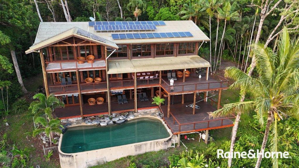 275 Penda Close Cow Bay (The Magnificent Barn), Daintree, QLD 4873