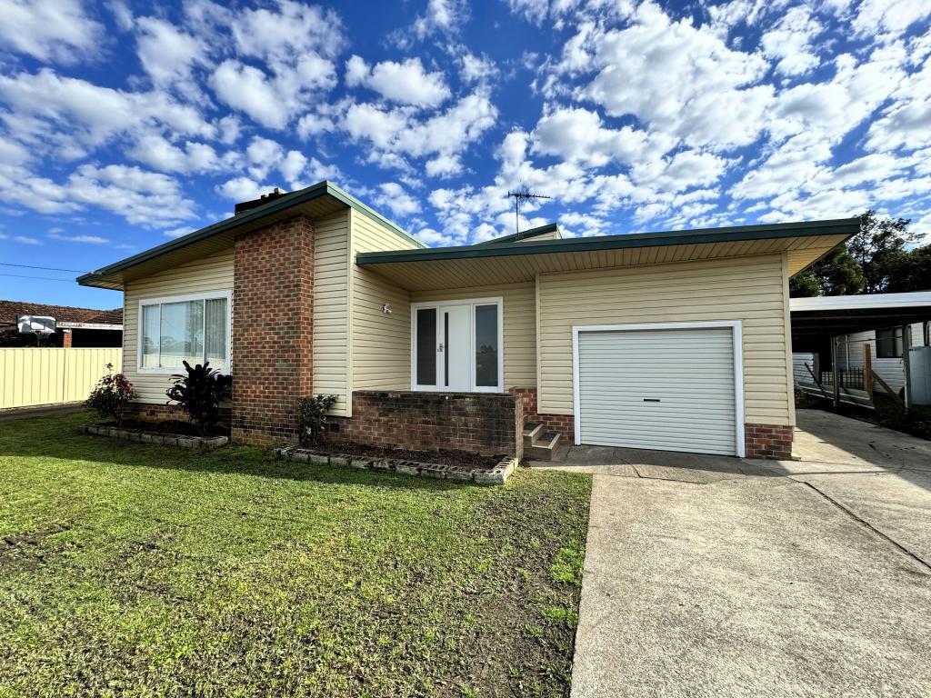 9 MACKAY ST, TAREE, NSW 2430