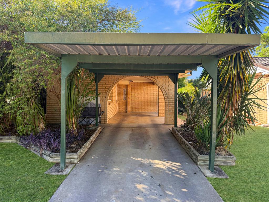 2 Acacia Cres, Moree, NSW 2400