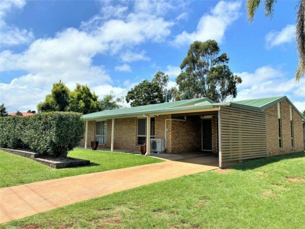 100 Doonkuna St, Kingaroy, QLD 4610