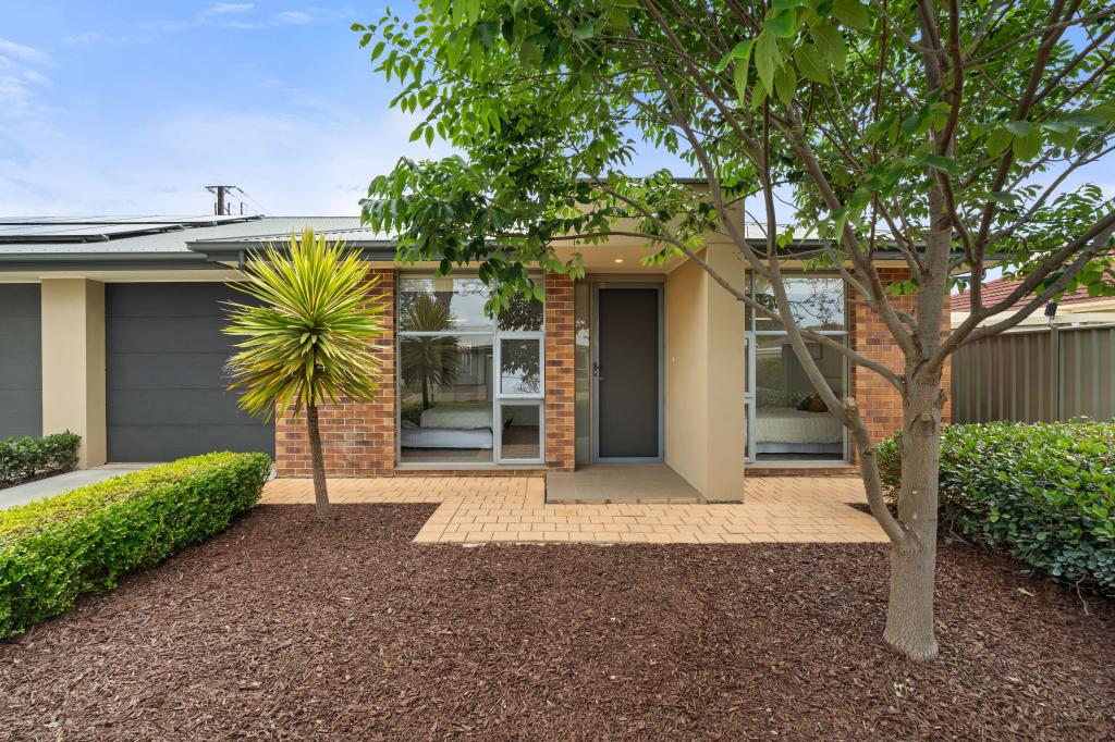 2a Jacaranda Gr, Oaklands Park, SA 5046
