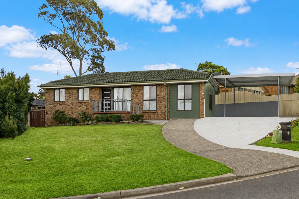 30 Aminya Cres, Bradbury, NSW 2560