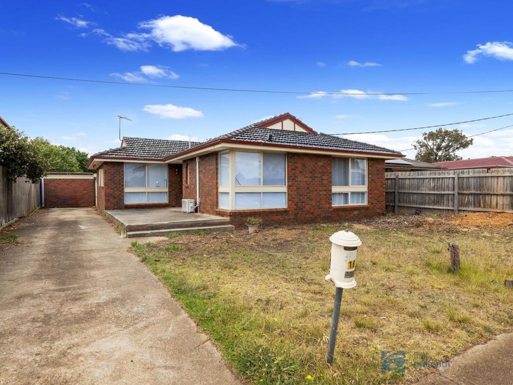 18 Wentworth Rd, Melton South, VIC 3338