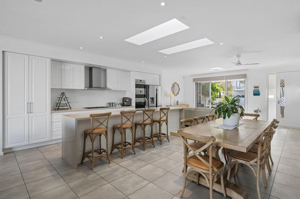 5 SPINNAKER TCE, SAFETY BEACH, VIC 3936