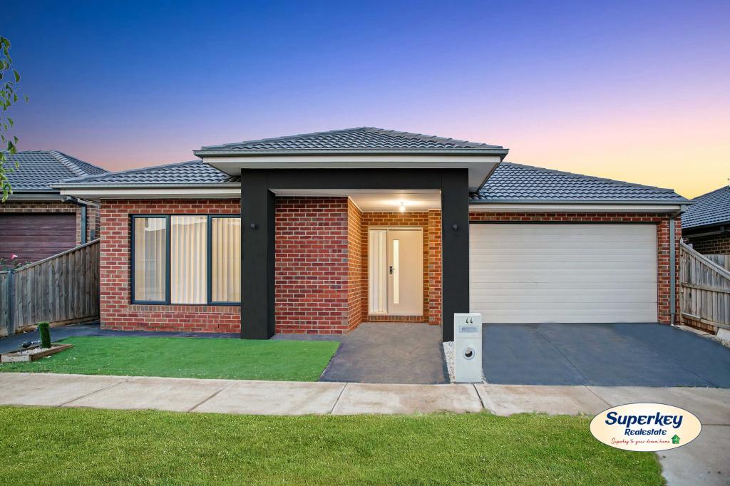 44 Restful Way, Rockbank, VIC 3335