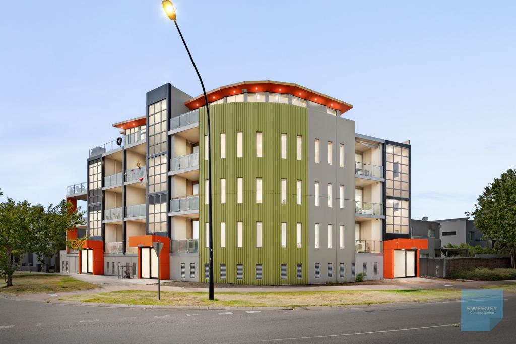 6/2 The Esplanade, Caroline Springs, VIC 3023