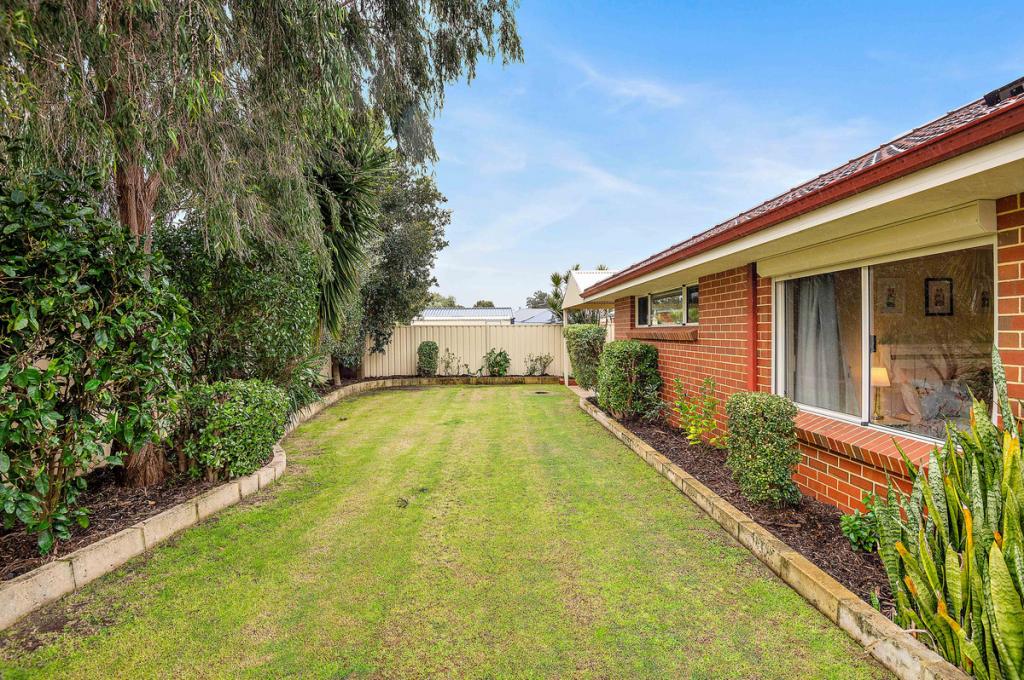 10 Salamanca Bvd, Seville Grove, WA 6112