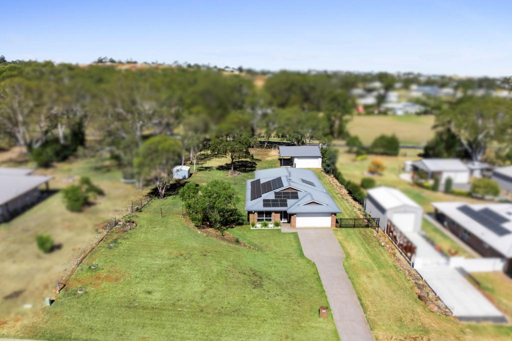 13 LILLY AVE, CAWDOR, QLD 4352