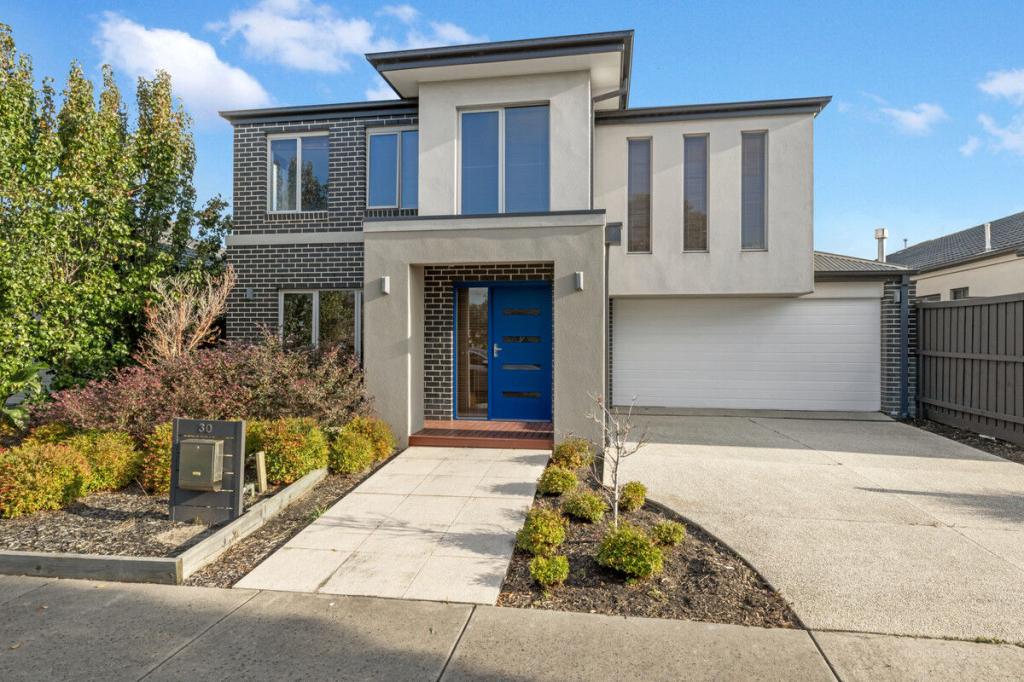 30 Brightstone Dr, Clyde North, VIC 3978
