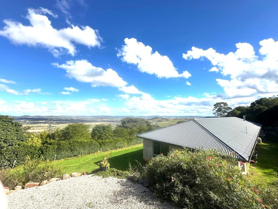 46 Panoramic Dr, Preston, QLD 4352