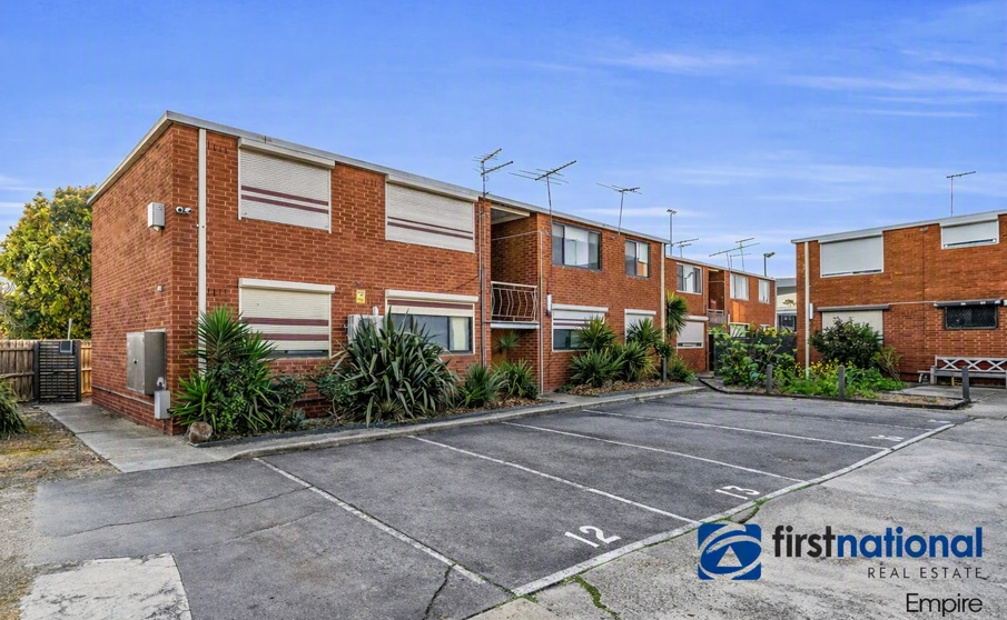 11/12 Percy St, St Albans, VIC 3021