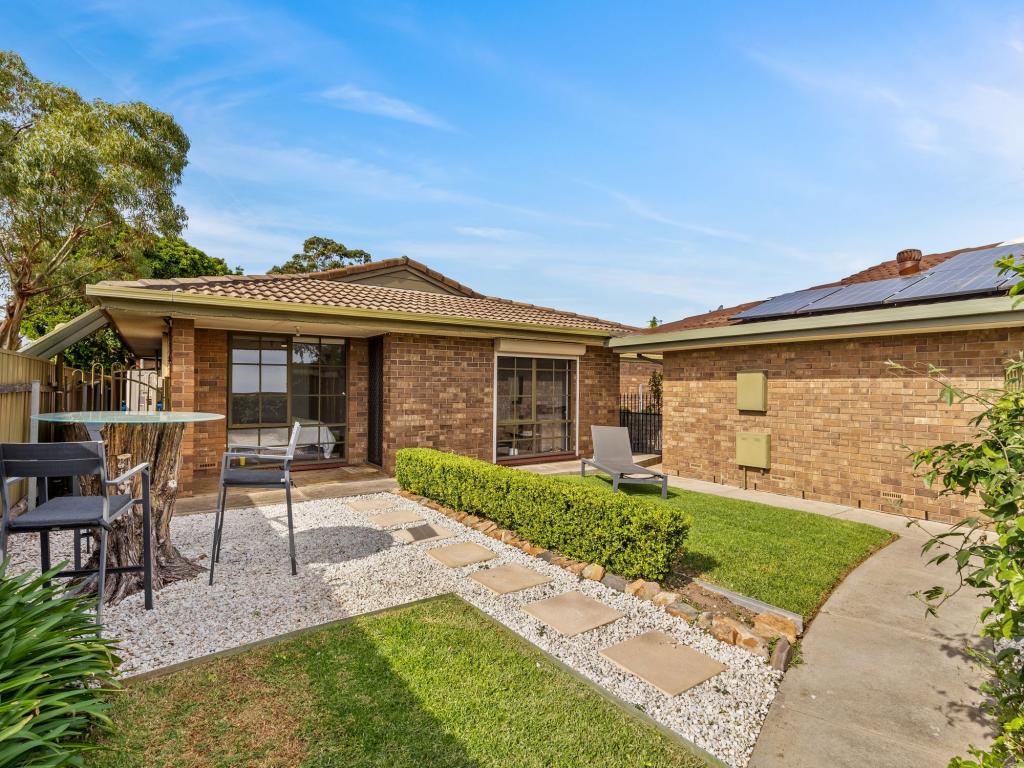 2/1a Larkdale Cres, O'Halloran Hill, SA 5158
