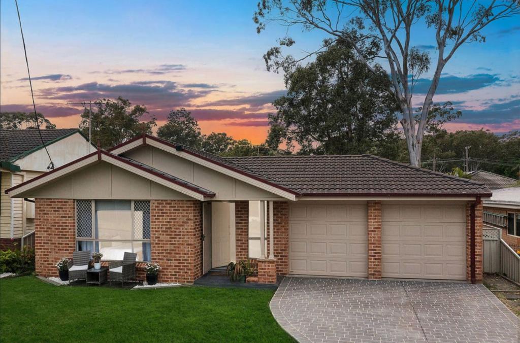 17 SUNSET PDE, CHAIN VALLEY BAY, NSW 2259