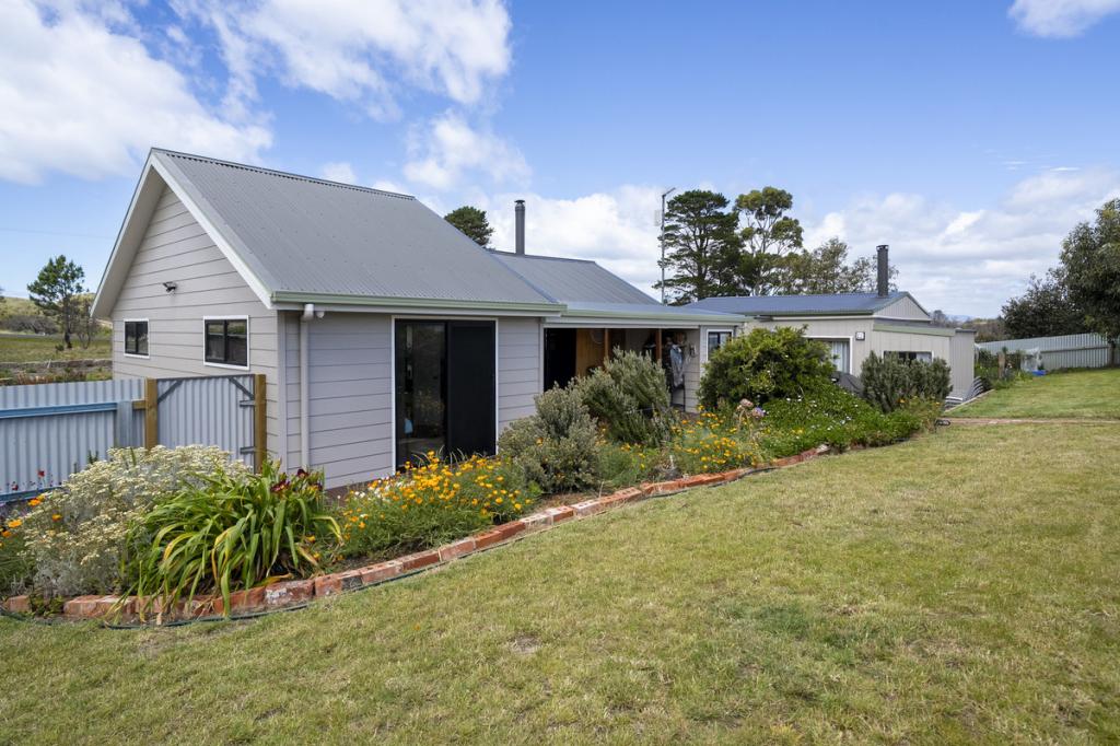 1019 Dolphin Sands Rd, Dolphin Sands, TAS 7190