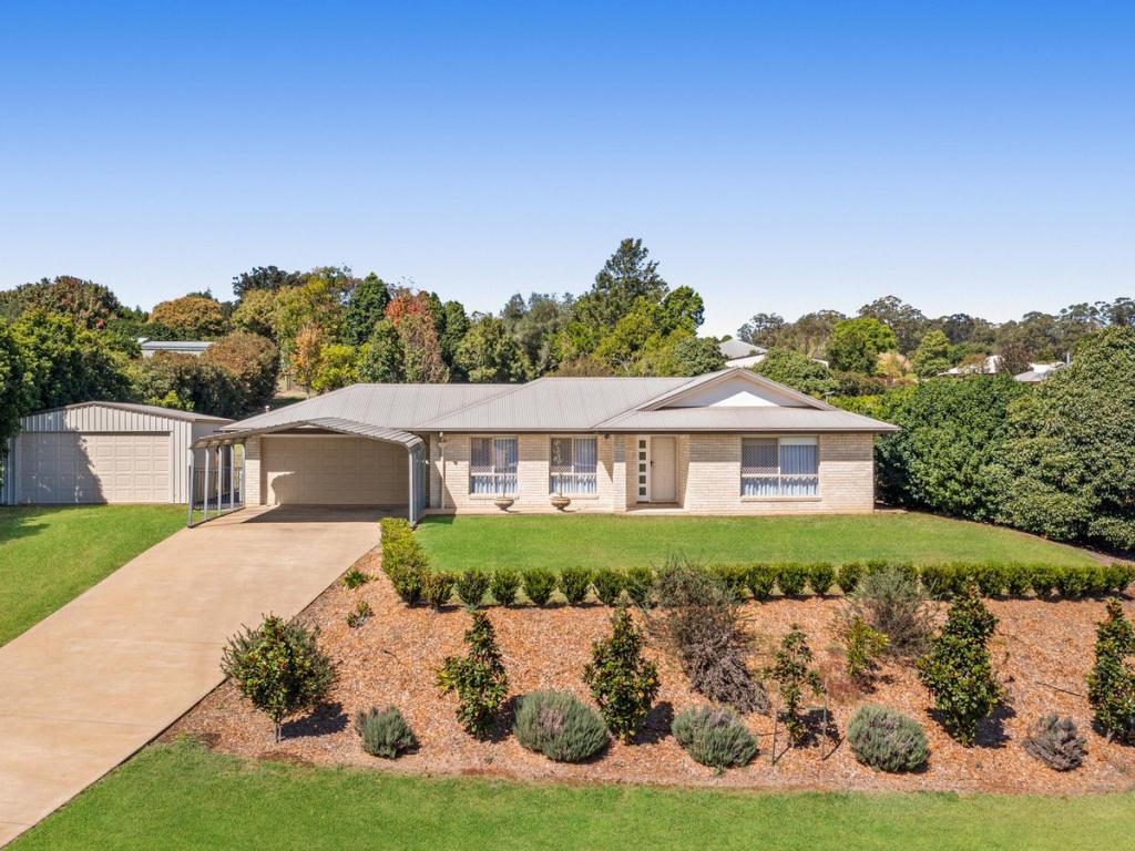 11 Debbie Ct, Highfields, QLD 4352