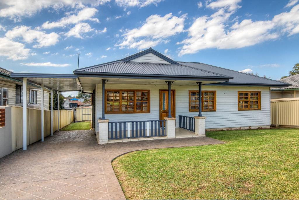 17 Upton St, South Penrith, NSW 2750