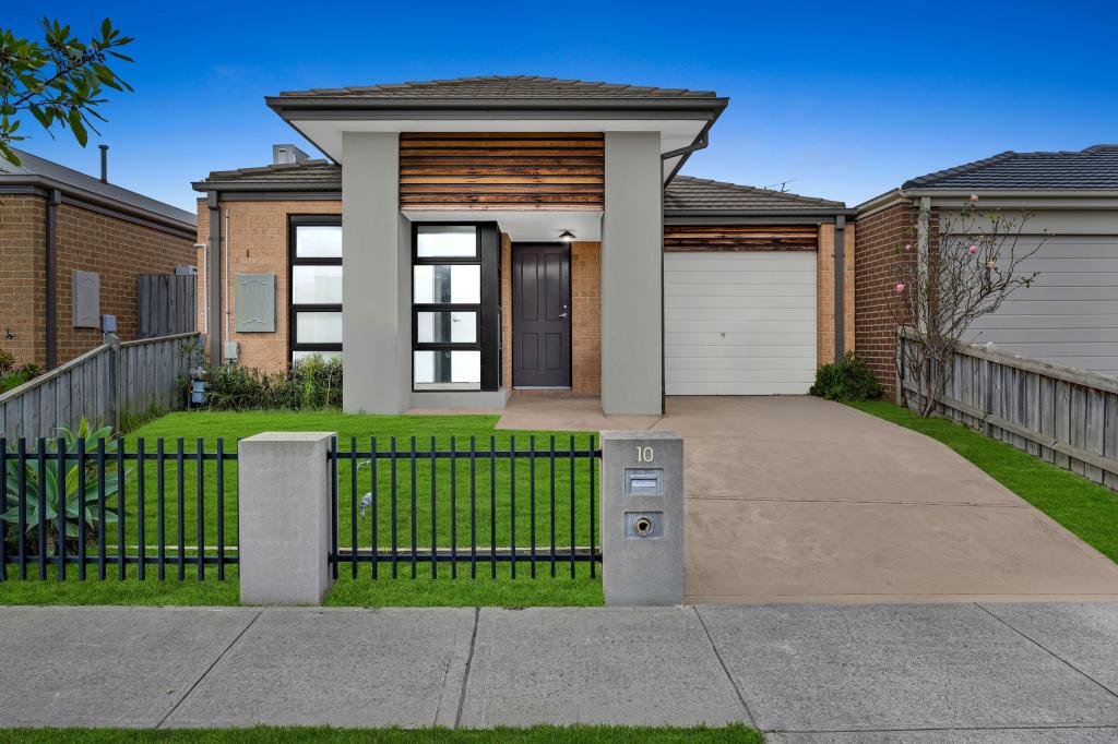 10 Arlington Ave, Pakenham, VIC 3810