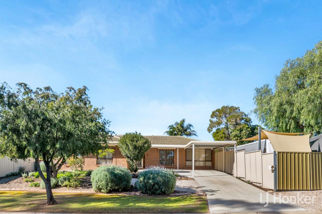 8 Olinda St, Craigmore, SA 5114