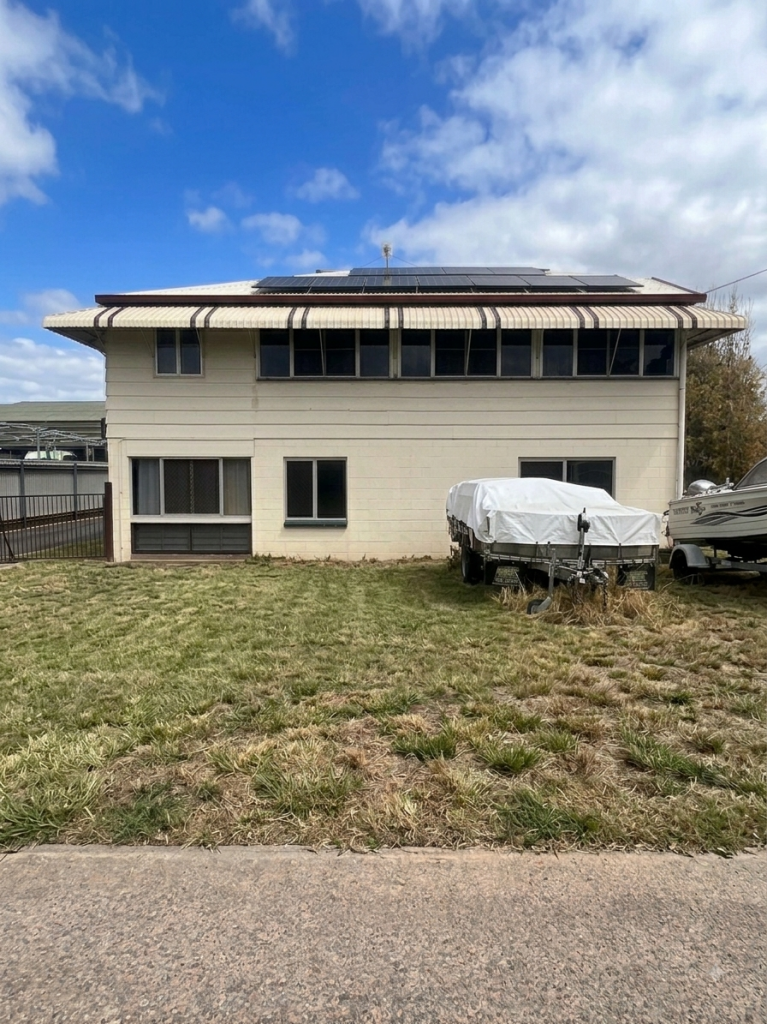 26 Sandowns St, Alva, QLD 4807
