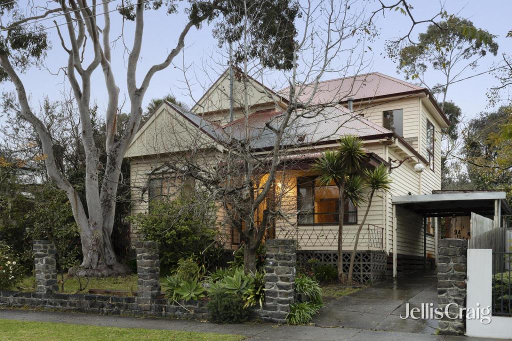 94 DISRAELI ST, KEW, VIC 3101
