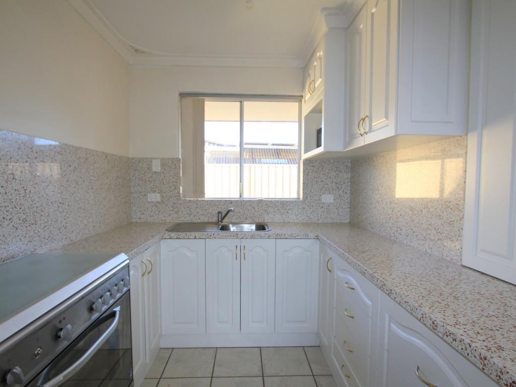 2/61-63 Frederick St, Shoalwater, WA 6169