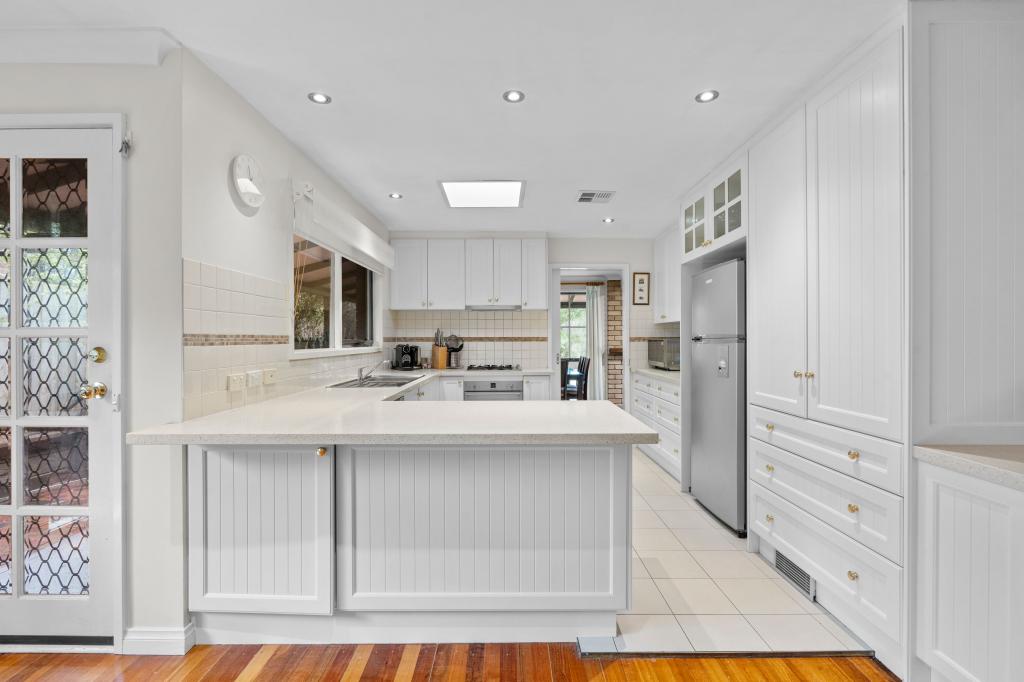 7 Angus Ct, Eltham North, VIC 3095