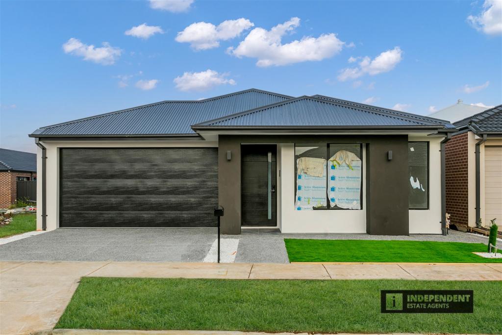 15 Starthistle App, Rockbank, VIC 3335