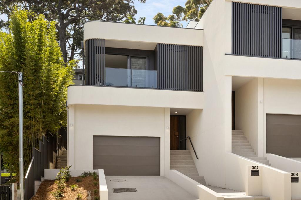 30A PASS AVE, THIRROUL, NSW 2515