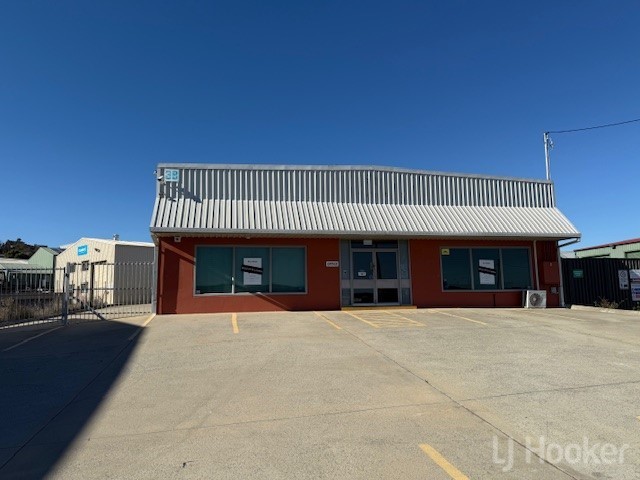 38 Aurora Ave, Queanbeyan East, NSW 2620