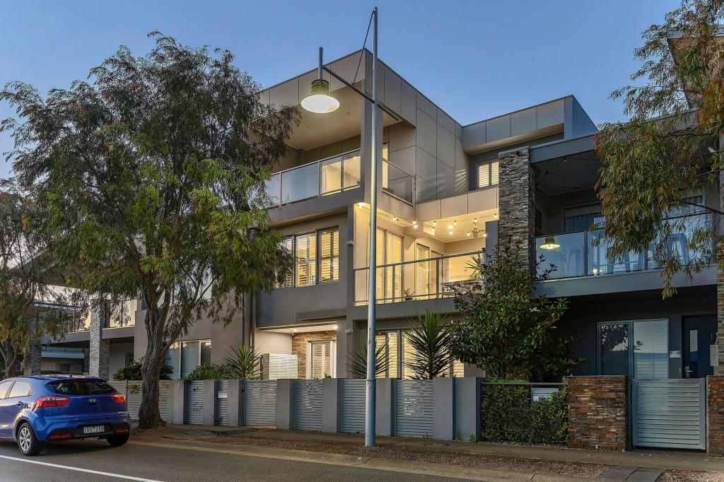 22 Spinnaker Tce, Safety Beach, VIC 3936