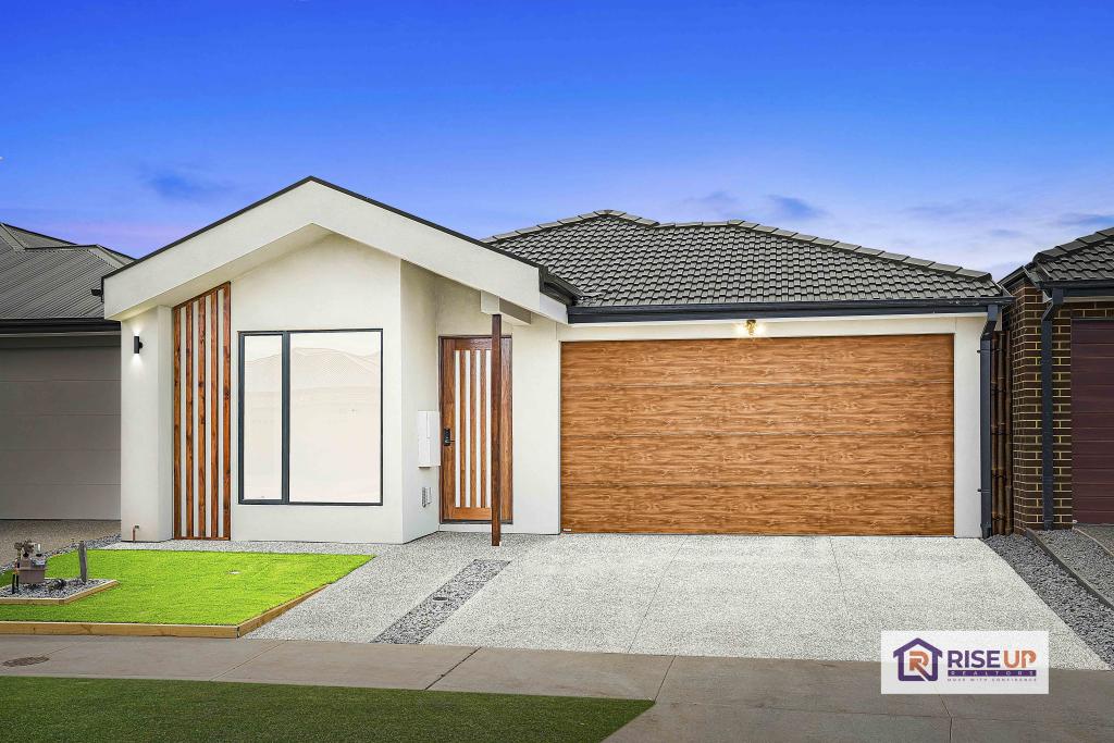 8 MONASTERY CT, TARNEIT, VIC 3029