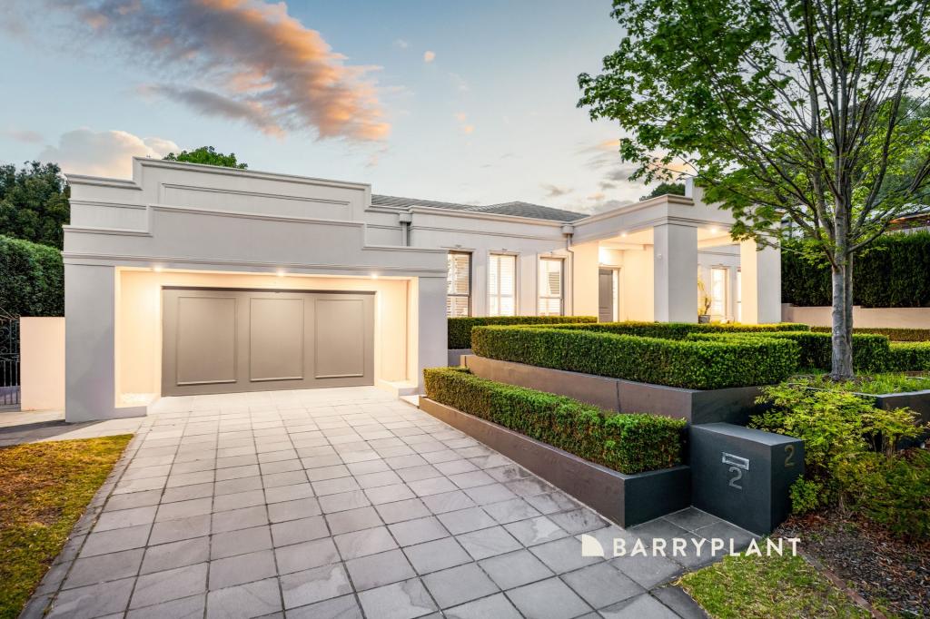 2 SUNNYBANK CL, LYSTERFIELD SOUTH, VIC 3156