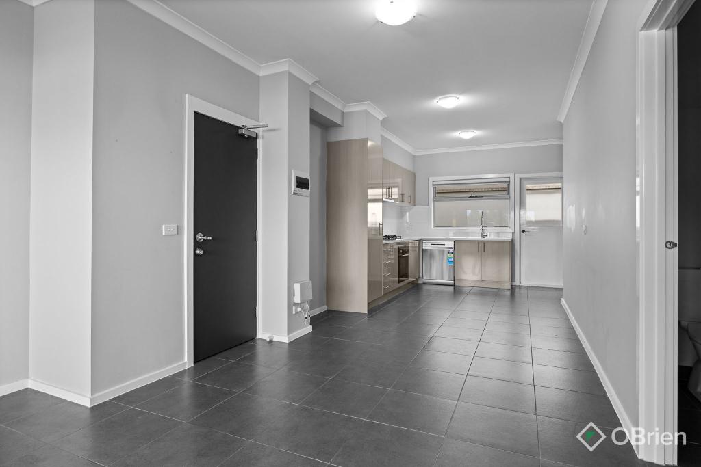 12 Rocket Lane, Cranbourne North, VIC 3977