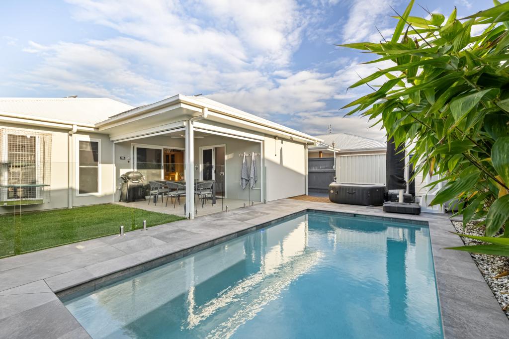 13 Jasmine Ave, Nirimba, QLD 4551